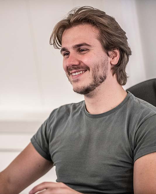 Paul CreaUnit, 3D designer, 3D design, 3D motion, 3D generalist